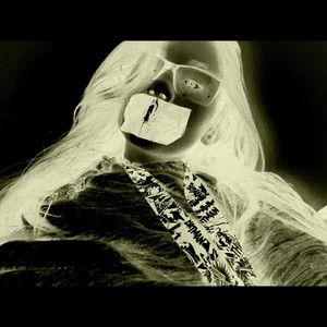 Meet your Posher, Genesis